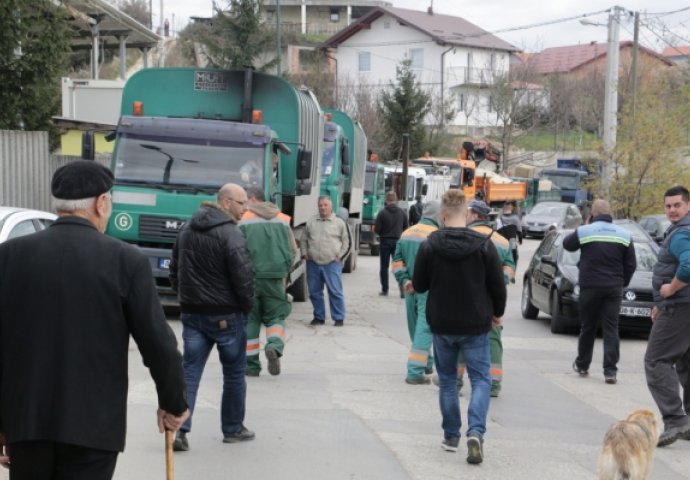 Građani blokirali ulaze i izlaze s deponije Smiljevići