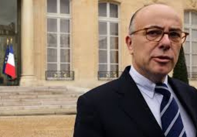 Cazeneuve: U Francuskoj bi moglo biti zatvoreno još džamija i mesdžida