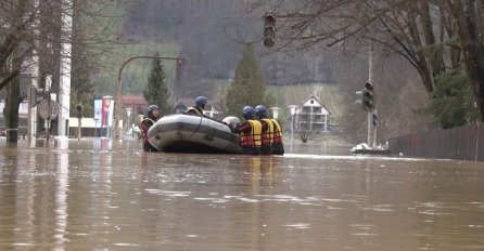 Četiri porodice evakuisane u Tutinu, poplave i u Sjenici