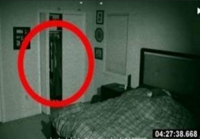 Postavio je skrivenu kameru prije odlaska u krevet, ono što je snimila ledi krv u venama (VIDEO)