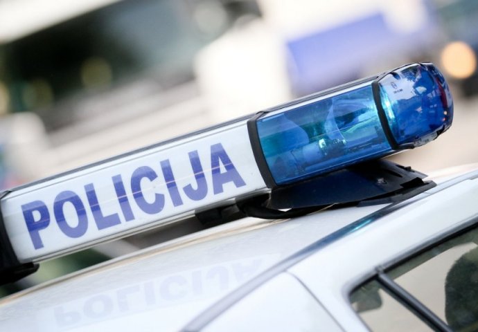 Saobraćajna nesreća na putu Vlasenica-Zvornik, saobraćaj potpuno obustavljen
