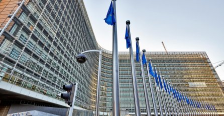 Novi.ba otrkiva: U izvještaju Evropske komisije za 2016. nema mišljenja o referendumu