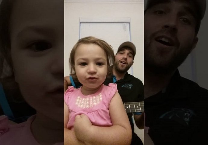 Duet ovog tate i njegove male kćerke je osvojio srca miliona ljudi, pogledajte zašto (VIDEO)