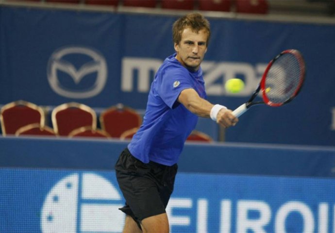 Bašić se plasirao u četvrtfinale ATP-a u Italiji  