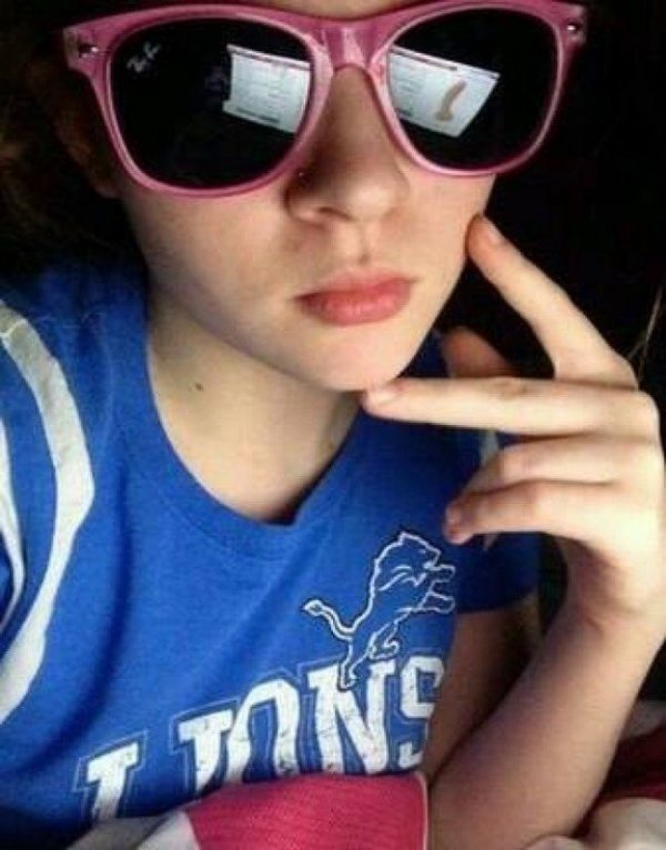 15-people-who-should-learn-how-mirrors-and-reflections-work-7-8979739421