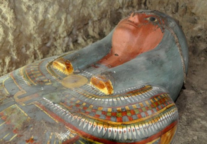 Senzacionalno otkriće u Egiptu: Arheolozi kopali u blizini ‘Hrama miliona godina’ pa pronašli ovo (FOTO)