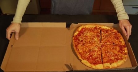 Izgleda kao obična kutija za pizzu, ali ono što je napravio od nje je genijalno (VIDEO)