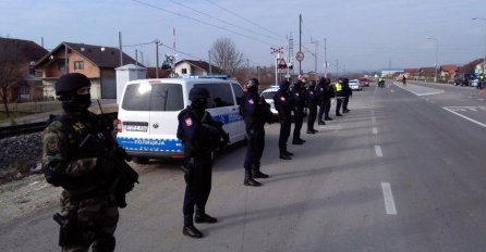 Prijedor pod policijskom opsadom, vježba Specijalne antiterorističke jedinice