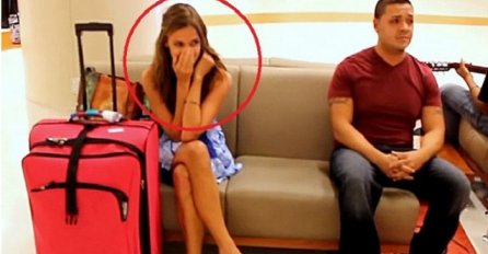 Sjedila je na aerodromu i čekala dečka, a onda je dobila iznenađenje svog života (VIDEO)