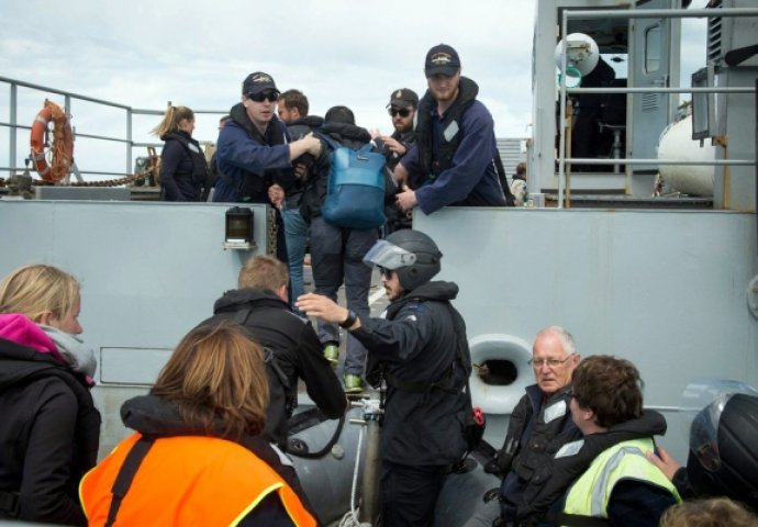 Ratni brodovi stigli na Novi Zeland, evakucija stanovništva nakon zemljotresa