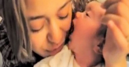 Ljubav majke i bebe: Istopit ćete se kada vidite savršen trenutak ove bliskosti (VIDEO)