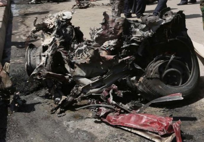 Bombaški napad u Iraku, stradalo 12 ljudi