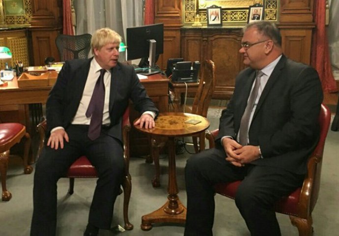 Ivanić razgovarao s britanskim šefom diplomatije Borisom Johnsonom
