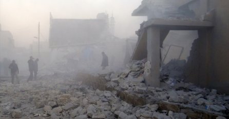 Četvrti dan bombardiranja pobunjeničkih četvrti Alepa