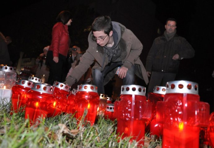 I u Mostaru Vukovar svijetli