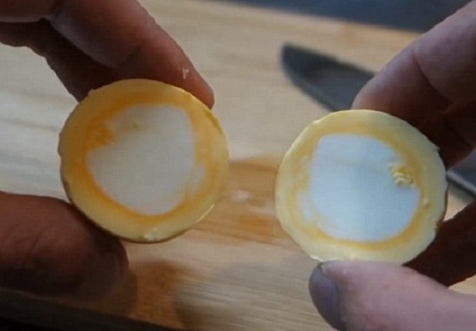 Iznenadite svoje goste: Jednostavan trik da zamijenite žumanjak i bjelanjak unutar jajeta (VIDEO)