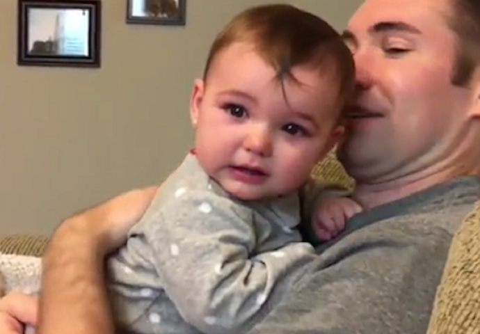 Beba je prvi put ugledala tatu bez brade, a njena reakcija je genijalna (VIDEO)
