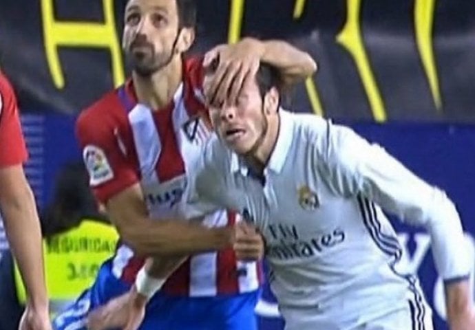 Uznemirujući snimak: Juanfran pokušao Baleu iskopati oči?!