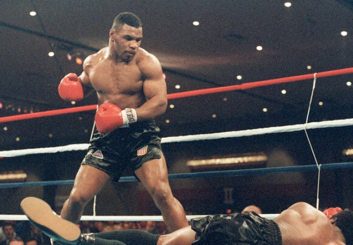 Strašni Mike Tyson: Munjeviti nokaut s 15 godina 
