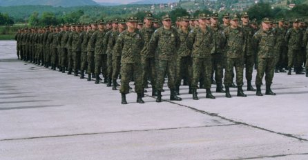 BiH smanjuje broj vojnika i vojnih lokacija