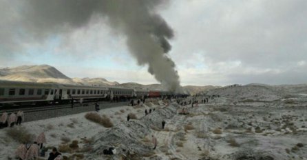 Najmanje 40 ljudi poginulo u sudaru vozova u Iranu