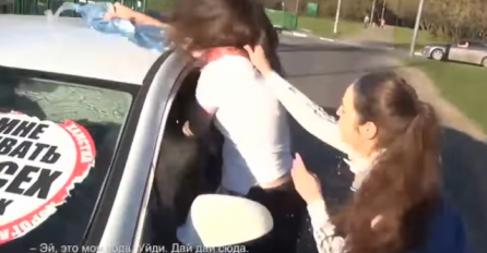 Ruska posla: Vozače su "učili pameti", a žene ih skoro pogazile  (VIDEO)