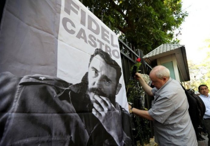 Kubanci se opraštaju od Fidela Castra