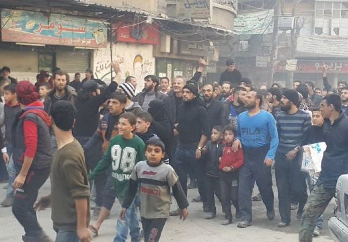 Veliki broj civilia pobjegao iz Alepa