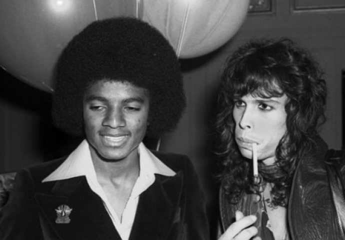 Kako bi   Michael Jackson izgledao da nikada nije otišao pod nož? (FOTO)