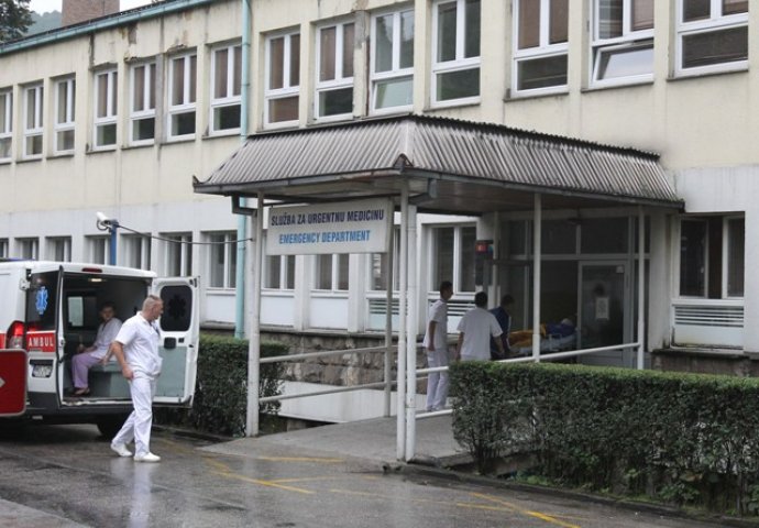 Povrijeđeni rudar zadržan na liječenju u Kantonalnoj bolnici Zenica