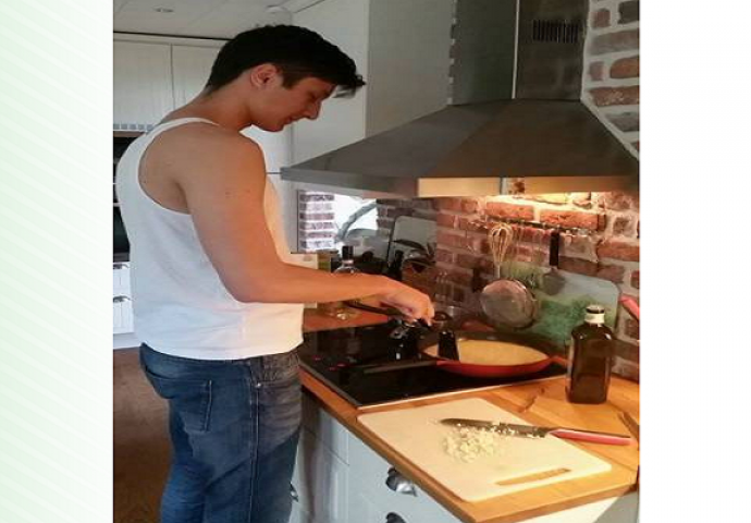 Bolna realnost visokih ljudi: Kada vidite ove fotografije, možda vam bude drago što ste niži (FOTO)