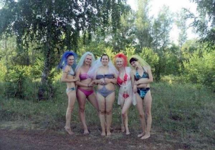 Ko kaže da vjenčanja moraju biti glamurozna i 'našminkana'? Pogledajte kako se to radi u Ruskim provincijama