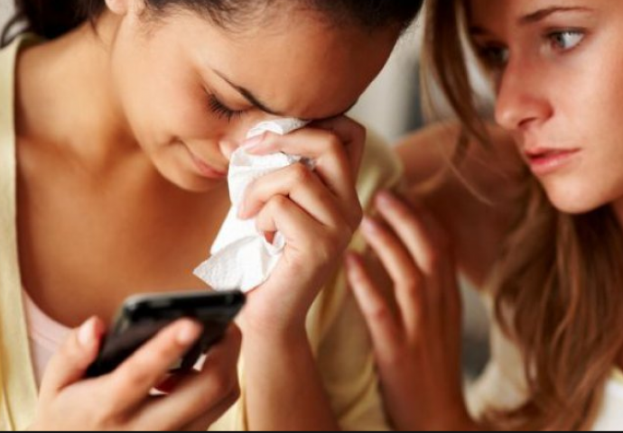 Ubijanje tuge: Djevojke iskreno o fazama prekida veze, i ne radi se o fazi promjene frizure (FOTO)