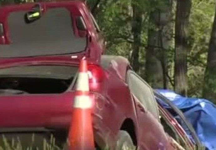 Objavila je status na Facebooku dok se vozila, a onda je doživjela nesreću: Srce će vam puknuti kada vidite šta je napisala!