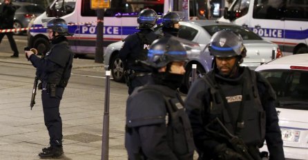 Okončana talačka kriza u Parizu: Oslobođeni taoci, napadač pobjegao (FOTO & VIDEO)