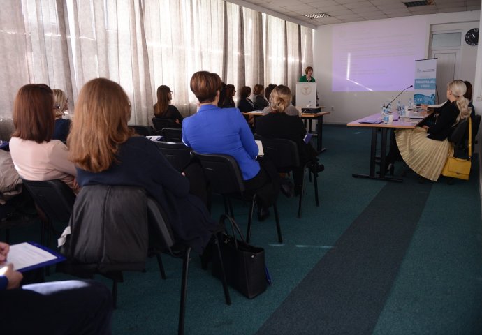 Održana prva radionica o neželjenom djelovanju lijekova na Medicinskom fakultetu UNSA [ FOTO  ]