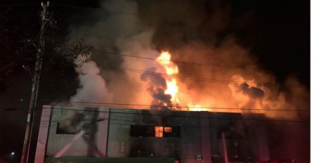 SAD: Poginulo najmanje devet osoba u požaru u noćnom klubu  