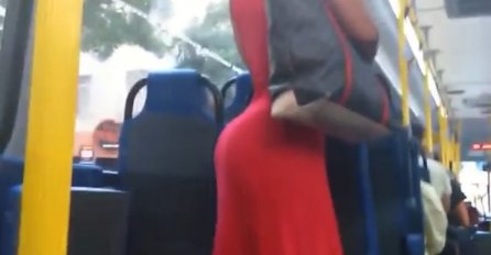 Pogledajte kakvu je ljepoticu snimio u gradskom autobusu (VIDEO)