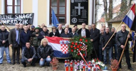 Evropska unija traži uklanjanje table s ustaškom krilaticom u Jasenovcu