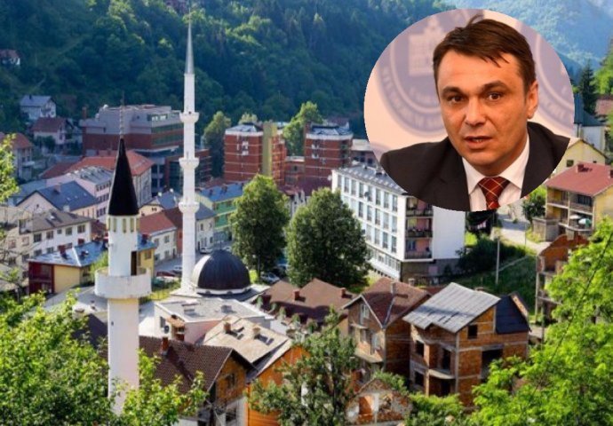 Sadik Ahmetović za Novi.ba: Pet odbornika iz Srebrenice izabranih voljom naroda od danas su opozicija