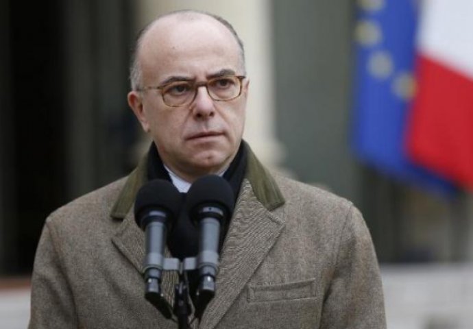 Francuska vlada traži produženje vanrednog stanja do 15. jula