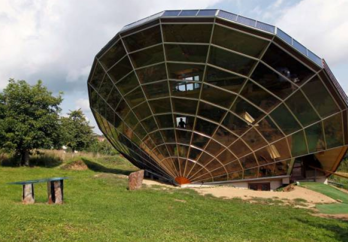 Očaravajuće građevine: Ovo su najneobičnija mjesta za življenje dizajnirana na nevjerovatno maštovit način (FOTO)