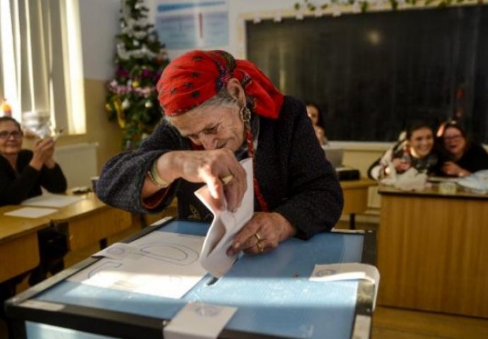 Preliminarni rezultati: Socijaldemokratska stranka pobijedila u Rumuniji 