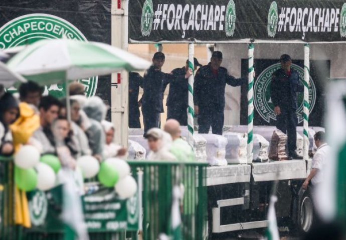 Skandal bez presedana: Chape kažnjen jer tri dana nakon tragedije nije odigrao meč