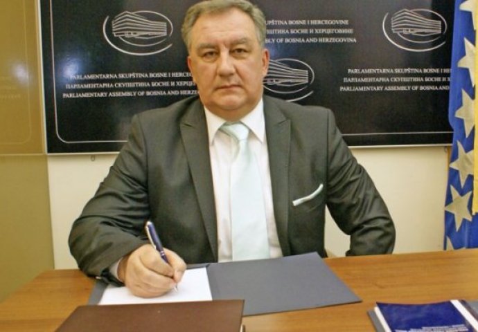 Isaković: Povećati broj žena u zakonodavnim i izvršnim tijelima vlasti