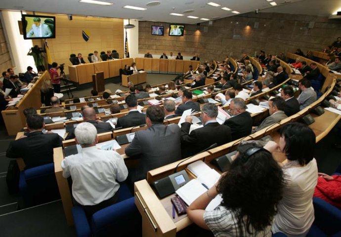 Parlament FBiH prihvatio prijedlog Vlade o izmjeni Zakona o doprinosima