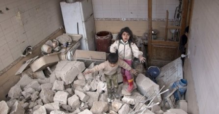 Dogovorena evakuacija civila iz Alepa, prebacivat će ih prema Idlibu