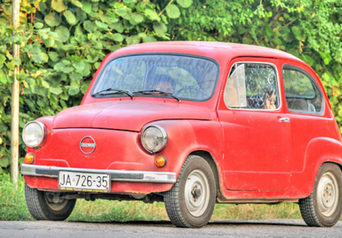 Smiješna strana Jugoslavije: Ova stroga pravila su vrijedila za slušanje muzike u automobilu 