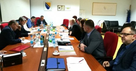 Članovi Komisije za spoljnu trgovinu i carine posjetili UIO u Banja Luci
