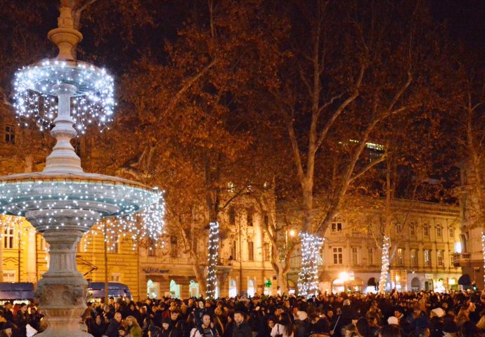 Novi.ba u Zagrebu: Pogledajte dio atmosfere na Božićnom sajmu